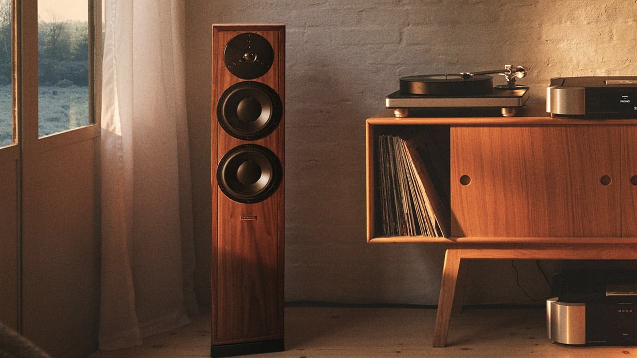 Dynaudio Contour Legacy : enceinte colonne haut de gamme entre héritage danois et performance contemporaine